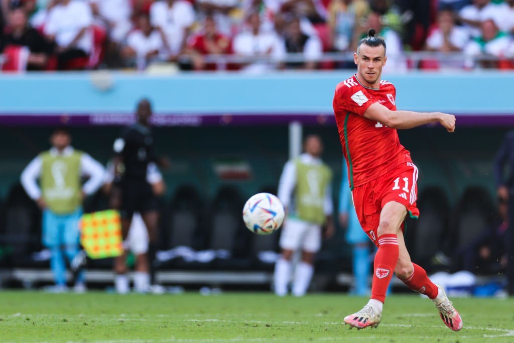 90 phút bất lực của Gareth Bale 2